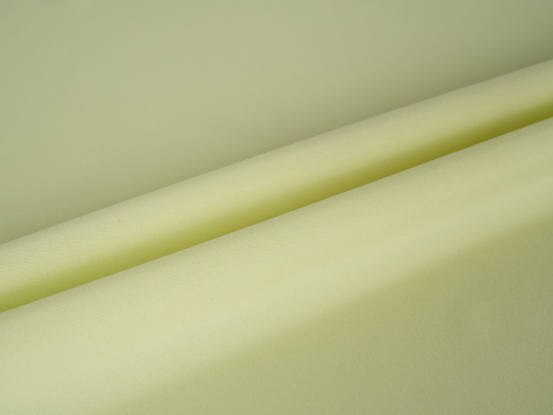 Polyesterová strečová podšívka