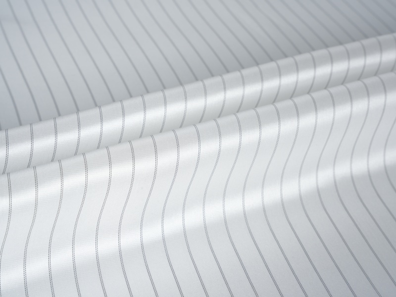 Polyesterová viskózová příze zbarvená obložení rukávu