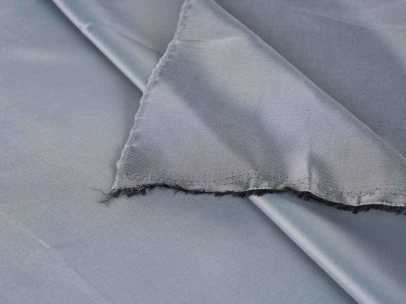 Polyesterová tkanina obložení polyesteru